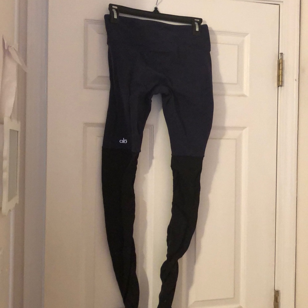 Alo goddess legging size small navy and black